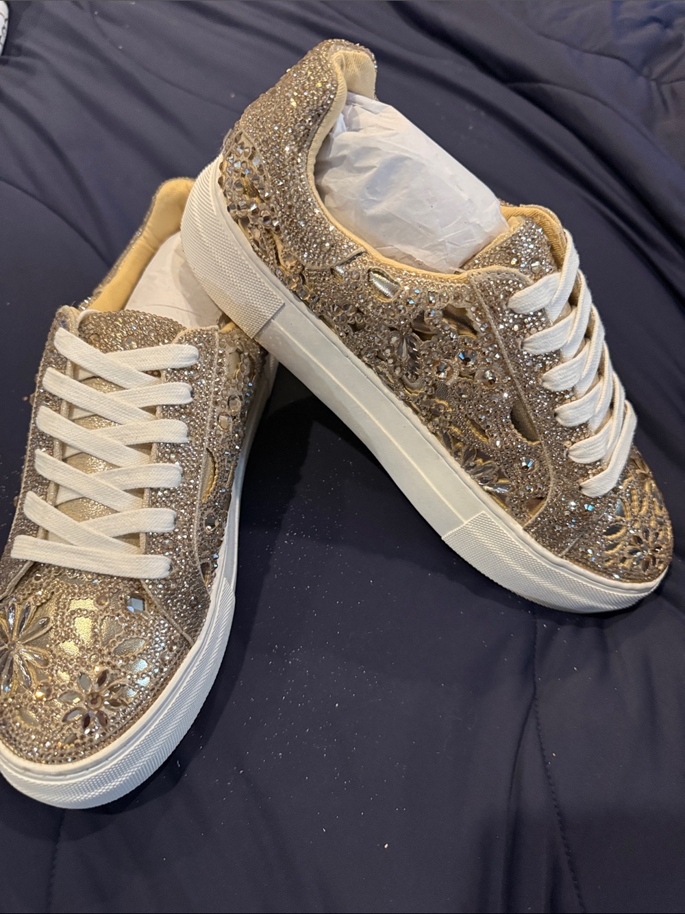 Betsey Johnson Gold Glitter Crystal Floral Lace-Up Sneakers NWOB SZ 9